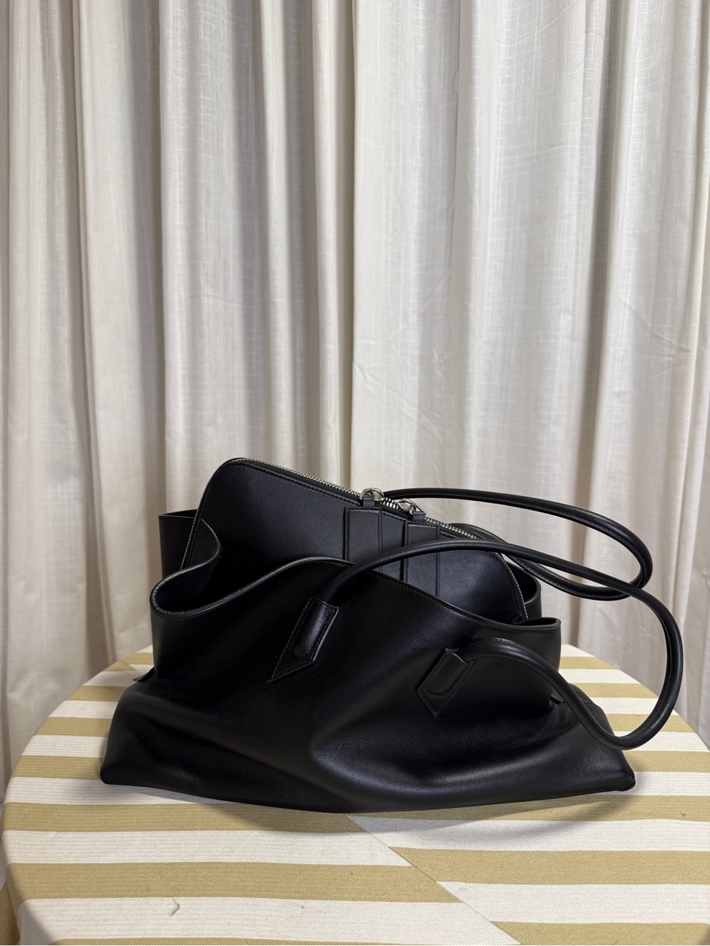 The Attico La Passeggiata Medium Top Handle Bag in black - Picture 9 of 10